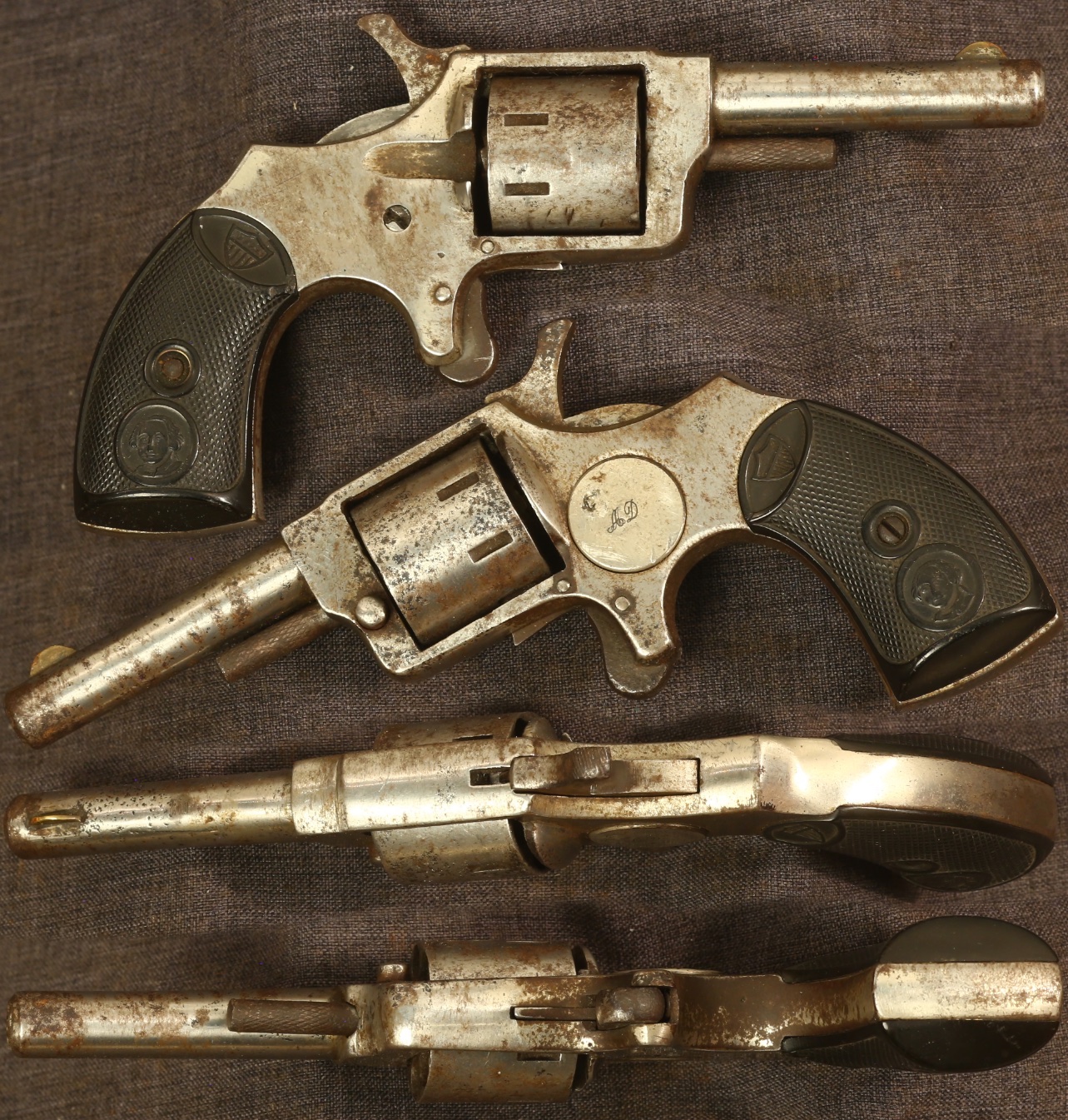 gundersonmilitaria.com - 